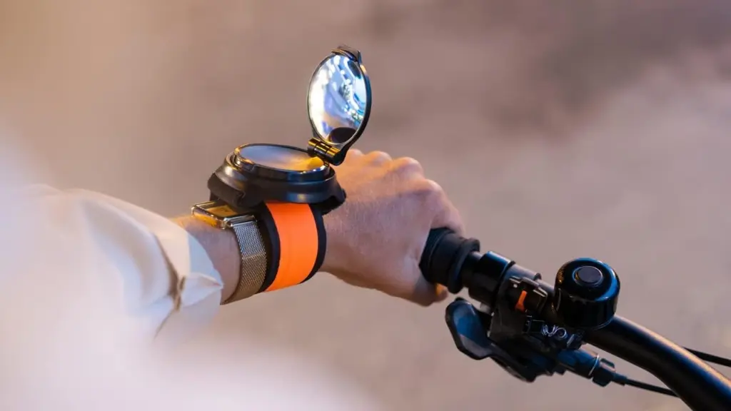 DIV-ACC-015 superbikero Hand_www.comade.fr.webp