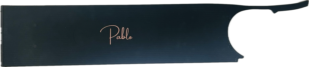 Grip de deck noir avec logo orange PABLO