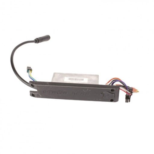 [ETW-CON-009] Controleur S2 E-TWOW Booster, fiche carrée V1 spring wire carré Contrôleur pour Booster 2015/2016. 

Contrôleur pour spring-wire carré 
(non compatible avec les Booster V2, c'est-à-dire en 5 fils). Identifiable par la vitesse limitée à 30 km/h lorsque le moteur tourne à vide). 6 FILS